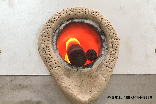 中频绿巨人网站入口电炉-搅拌增碳操作过程也不能忽视