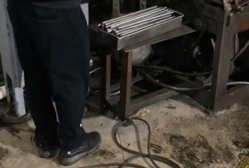 100KW高频绿巨人小黄片棒轴淬火