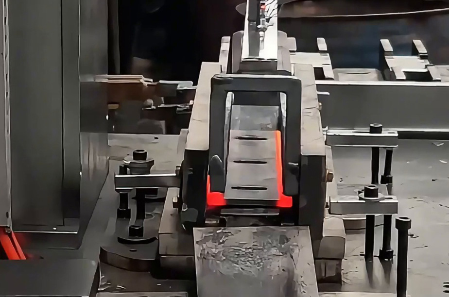 中小型加工厂优选！海瑞拓简易半自动农机刀具高频绿巨人小黄片，刀片淬火不变形