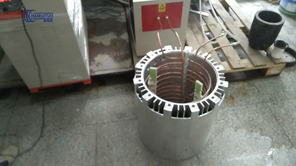 中频绿巨人网站入口加热设备对电机热套试样