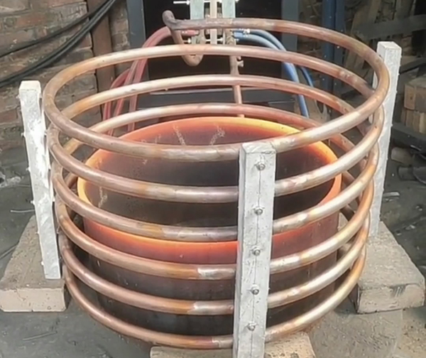 中大型钢管退火热处理用超音频绿巨人网站入口加热设备